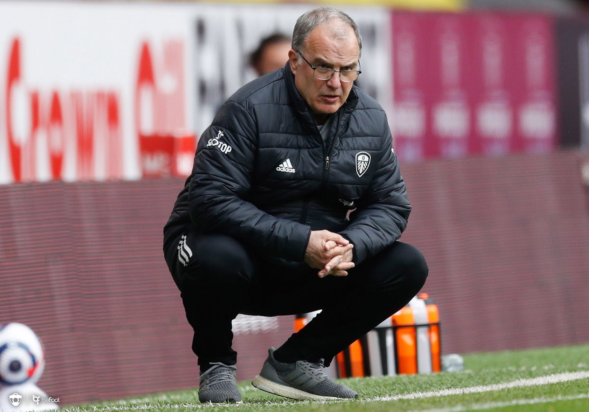 _BeFootball's tweet photo. Avec 37 % des voix, Marcelo Bielsa est élu "entraîneur de la saison" en Premier League par le BBC. 🥇🇦🇷

El Loco a conquis l'Angleterre 👑 https://t.co/77Lr3famaj