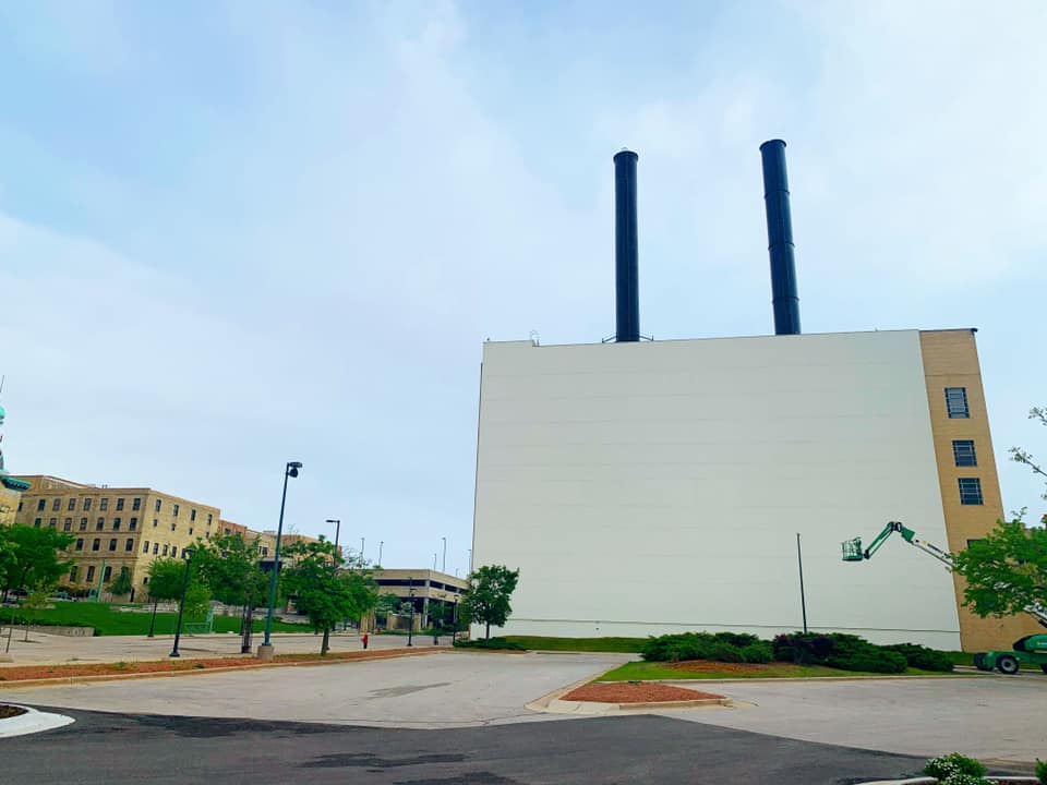 Schlitz Park (@schlitzpark) on Twitter photo We are ready for our collaboration with <a href="/MilwDowntown/">Milwaukee Downtown</a> and are excited to bring their largest public art installment to date to the #SchlitzPark campus! The process to cover the 10,000 square foot wall begins next week.
What do you think is going up on our wall? #MilwaukeeFamous We are ready for our collaboration with <a href="/MilwDowntown/">Milwaukee Downtown</a> and are excited to bring their largest public art installment to date to the #SchlitzPark campus! The process to cover the 10,000 square foot wall begins next week.
What do you think is going up on our wall? #MilwaukeeFamous