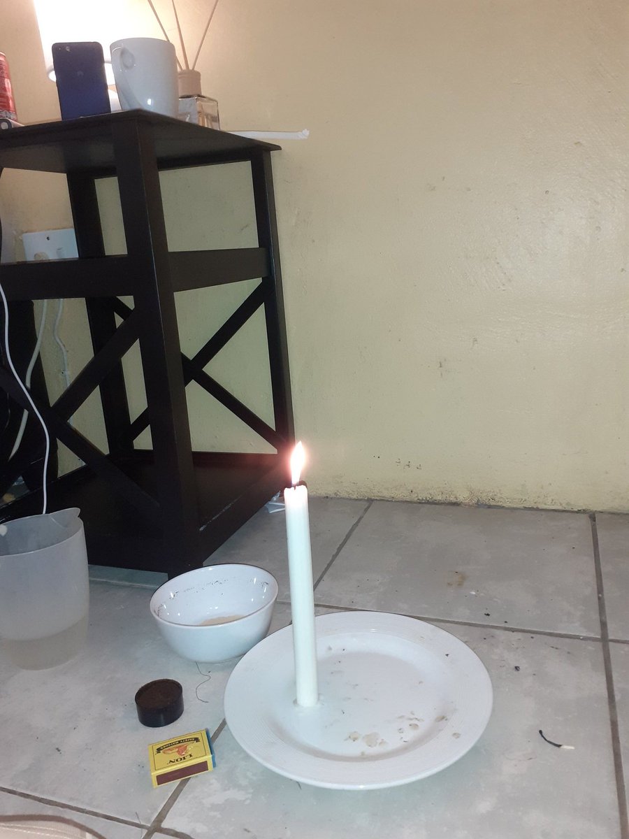 Thembithemedium's tweet image. A little baby tries to get up, fails, tries again, fails again, and again but does the baby quit? #makamu  #SkeemSaam