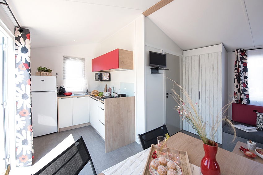 baiecamp's tweet photo. Pour tout savoir sur nos tarifs et offres spéciales, modèles de mobil-homes et tentes équipées, comparatif...
C'est par ici 👉https://t.co/xHcyXotDbn...
#locationvacances #vacancesbretagne  #baiedequiberon #carnac  #latrinitesurmer https://t.co/sRNF9qEgbT