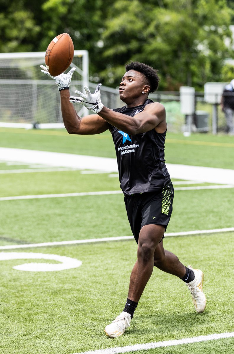 derek_mck2's tweet photo. Had a great time competing at the CFI spring showcase. Big thanks to @pepman704 and all the coaches out there. @mustangrecruits @myersparkfball https://t.co/QHWdIcfiq7
