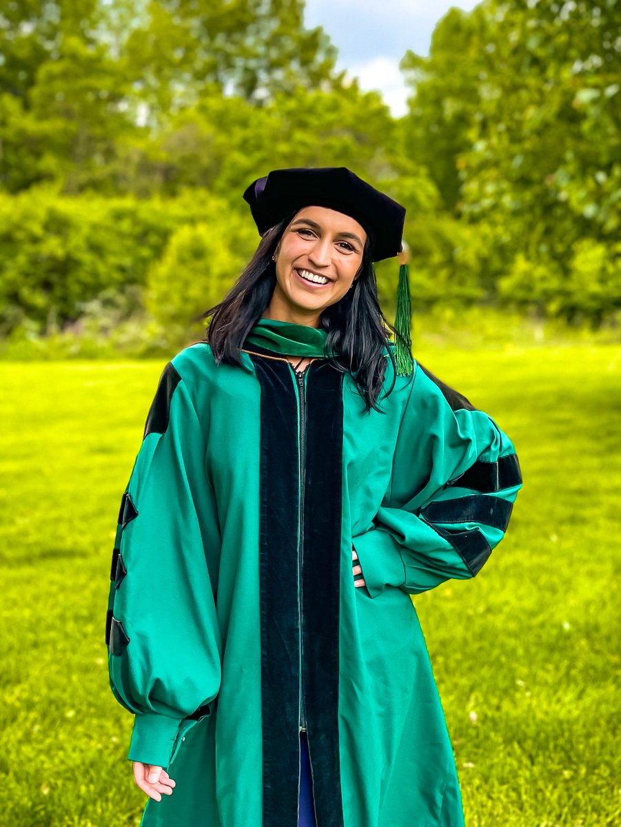 TrishaScharffMD's tweet photo. Dr. Trisha Bhat Scharff, MD, MPHS. So grateful to be honored with the Robert Carter Award for outstanding medical student research. Thank you for the very best years of my life @WUSTLmed... and see you soon @WashUDerm!!! #medtwitter #dermtwitter https://t.co/eq5wi6qDrx