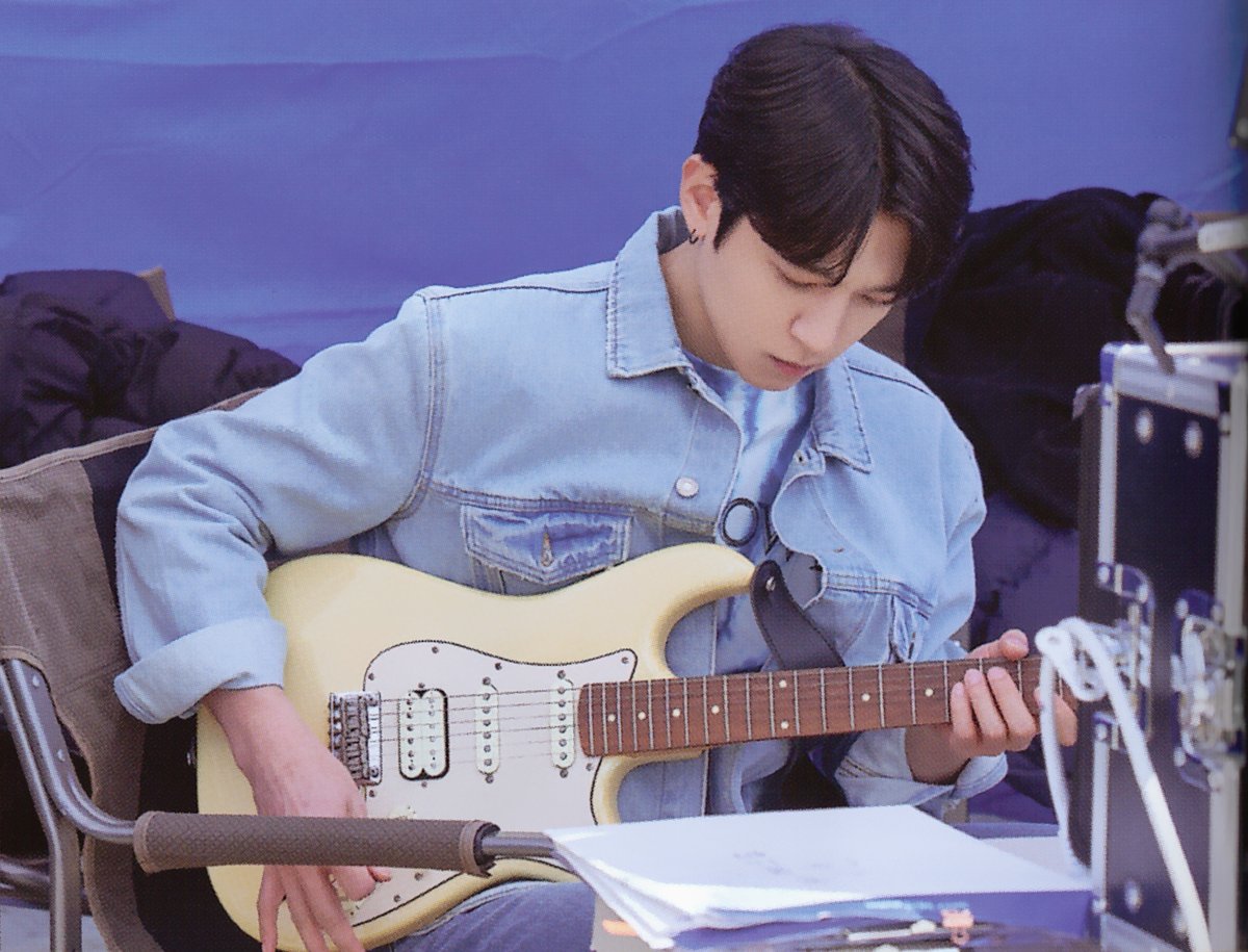 bearybobby's tweet image. 청자켓 미뗫뚀?ㅋㅋ
우직하게 커크랑만 소통하고 계심