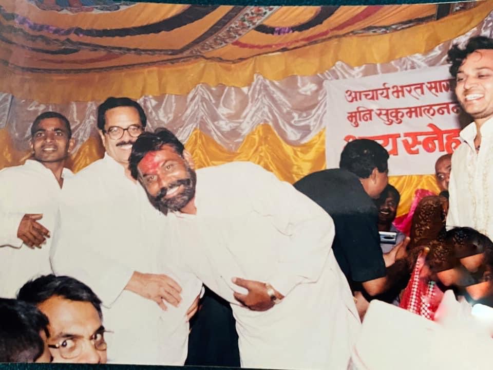 PawanRokadiya's tweet photo. पूर्व मंत्री श्री जीतमल खांट जी के निधन का दुःखद समाचार प्राप्त हुआ। ईश्वर दिवंगत आत्मा को शांति प्रदान करें|
ॐ शान्ति ! 
#pawankumarrokadiya
#minister #banswara #dungerpur #udaipur #prtapgarh #jaipur #garhi #partapur #ajmer #chittorgarh #jaisalmer 
#rokadiya #bjp 
#jeetmalkhant https://t.co/3CyJP4A1rX