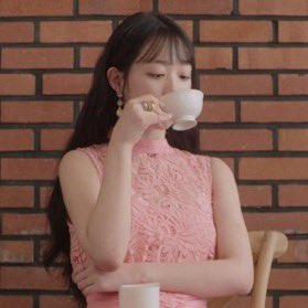 Gay4Chae's tweet photo. @jinriora I love tea time with ms Cheryl https://t.co/B0zZTWzLC4