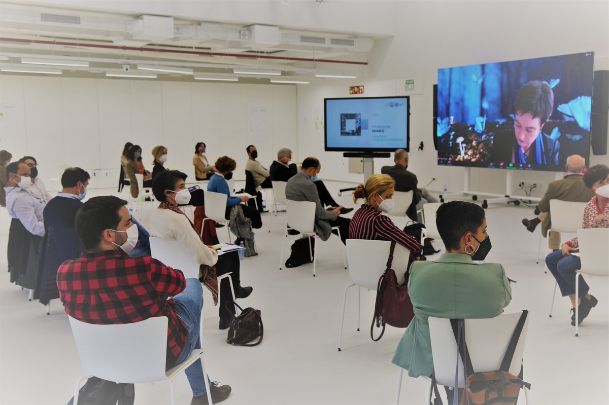 arantzazulab's tweet image. [1/2] 
@Gipuzkoa|k bultzatutako Gipuzkoa #DeepDemonstration esperimentazio aurreratuko prozesua sustatzeko eragile sarea @arantzazulab|en bildu gara gaur #Gipuzkoa|n gizarte, ekonomia eta ingurumen arloko trantsizio jasangarria lortzeko.