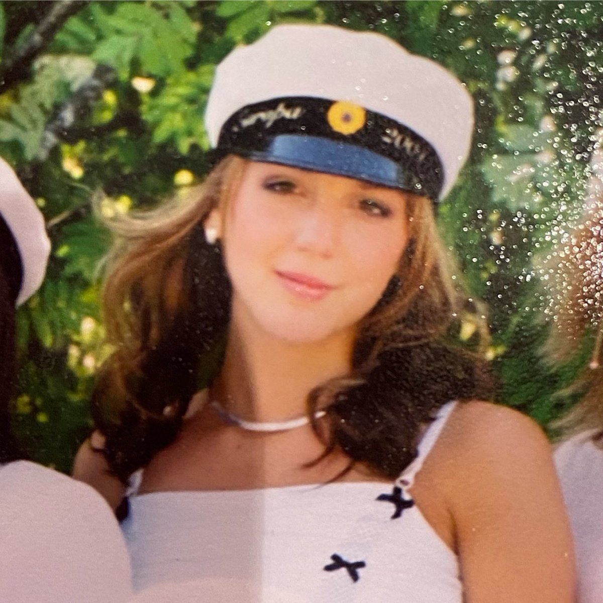 Varför inte ge bort ett sparande i studentpresent? Här guide om hur du gör: nordnet.se/blogg/ge-bort-…

Och ja, undertecknad 2004 i Uppsala 😁