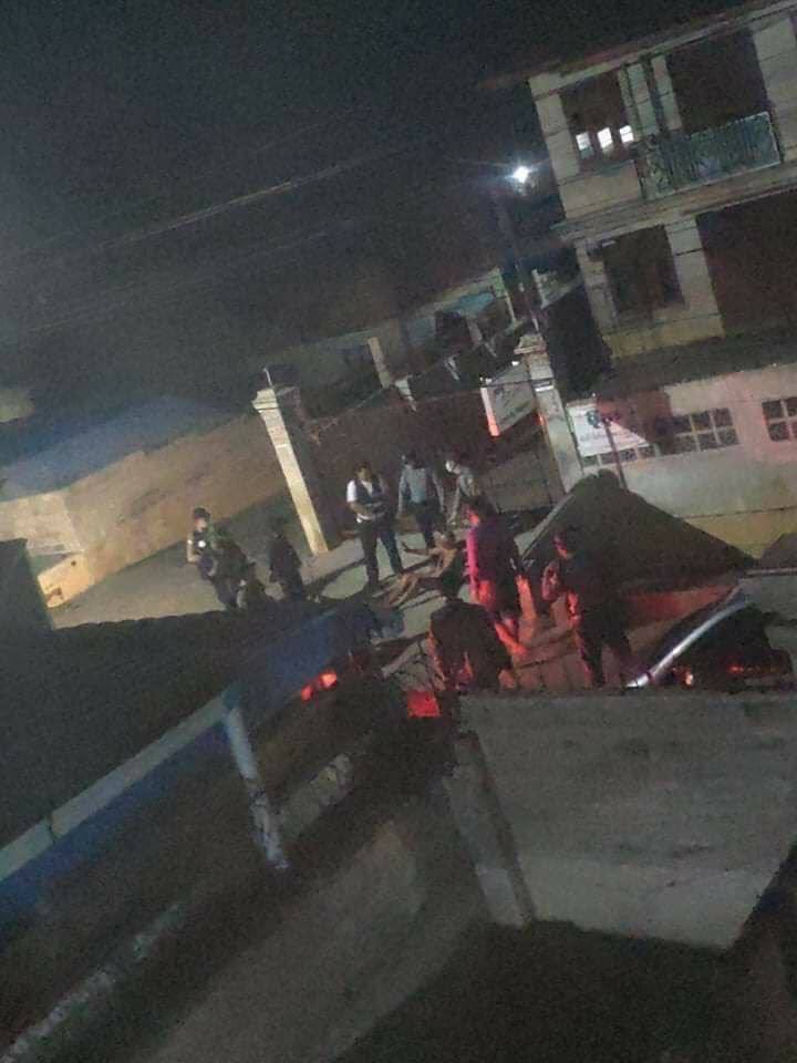 TAUNGGYI, Shan State:

Terrorists (Myanmar security forces) abducted a MAN in his 40s at Tayza Sekki Kyaung &amp; Nguwah Street at 10pm. He was brutally beaten. Neighbours heard his screaming. 

#May24Coup #WhatsHappeningInMyanmar #MilkTeaAlliance