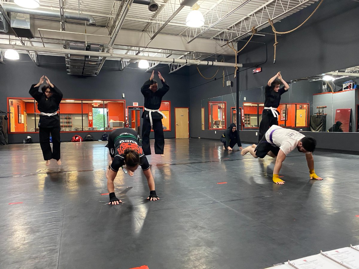 OldWorldStrong's tweet photo. Today we CELEBRATE what our bodies CAN DO 🥳

It's so easy to focus on the negative, especially when it comes to our bodies. 

Forget that noise! 🤫

Remind yourself of what you are capable of and BE PROUD 💪 of how far you've come! https://t.co/nnvc9XAdK6