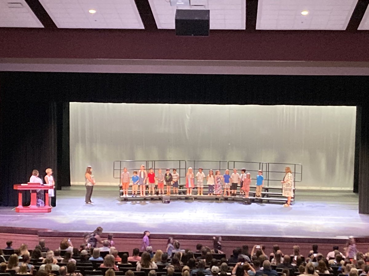 Robinson Elementary School Kindergarten celebrates their Kindergarten students graduation <a href="/DawsonSchools/">Dawson Co. Schools</a> <a href="/Robinson1Dawson/">Robinson Elementary</a>