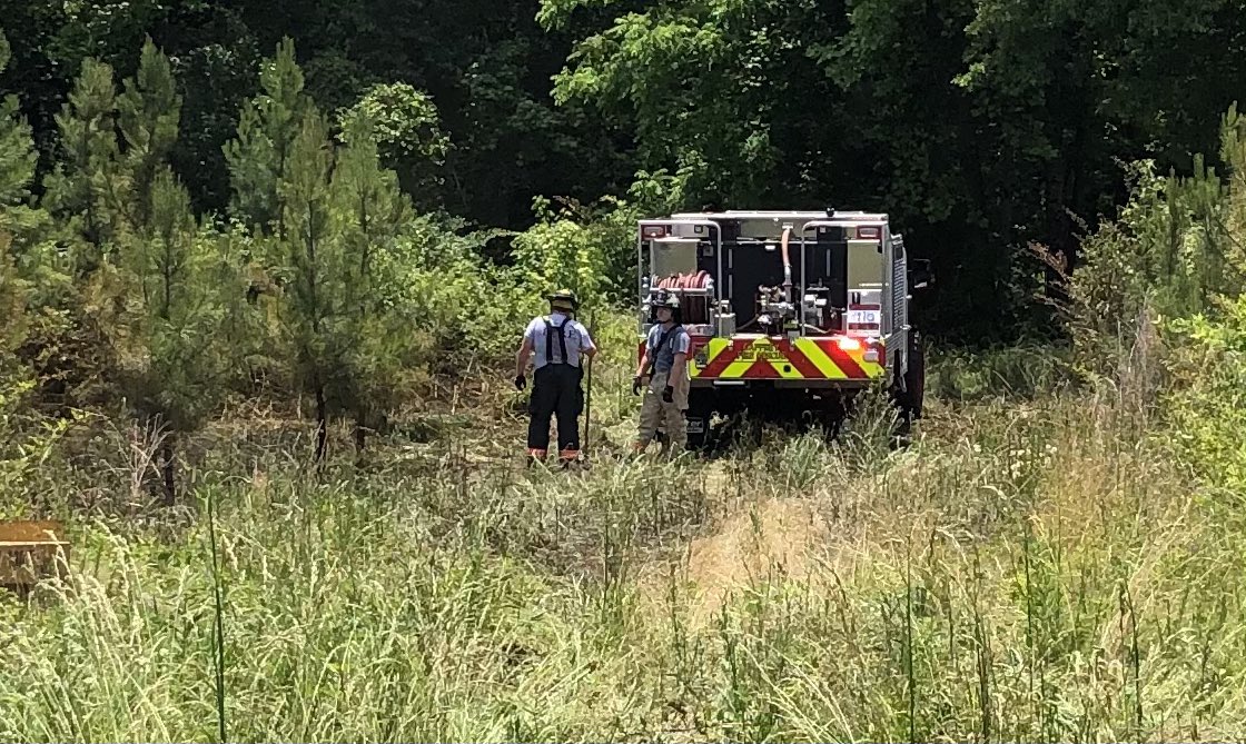 GFDTRAINING's tweet photo. Stations 15,10 with 9 personnel and SC Forestry with a Dozer working a brush fire in a cutover this afternoon. Fire was contained to approximately 1.5 acres. With temps in the mid 90’s and low humidity we will have a increase in fire danger. @gaffney2400 @GaffneyFire https://t.co/b0isS6BZM7