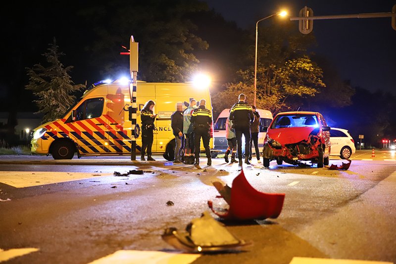 NU ONLINE: Flinke schade bij aanrijding Noordsingel Leidschendam..
