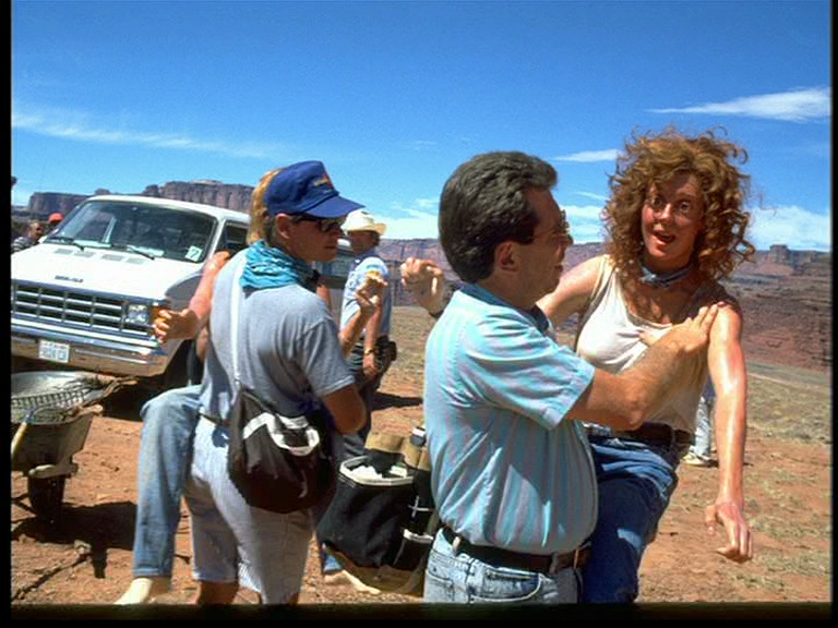 Thelma &amp; Louise was released on this day 30 years ago! The film shot ~50% around Moab, Utah in the summer of 1990, but its release in 1991 changed the film industry forever! #FilmUtah 🧵 <a href="/filmmoab/">Moab to Monument Valley Film Commission</a>
