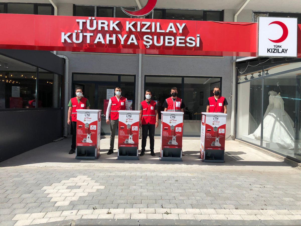 Kütahya Vali Yardımcısı Halil İbrahim Ertekin, Kütahya Belediye Başkan Yardımcısı Salih Özden ve Avrupa Kütahyalılar Federasyonu Dernek Başkanı Adil Emsen’in katılımıyla ‘emPATİ’ isimli projemizin ve mamamatiklerimizin  tanıtımını gerçekleştirdik. 🐱 🐶🌙 
 #sensizolmaz