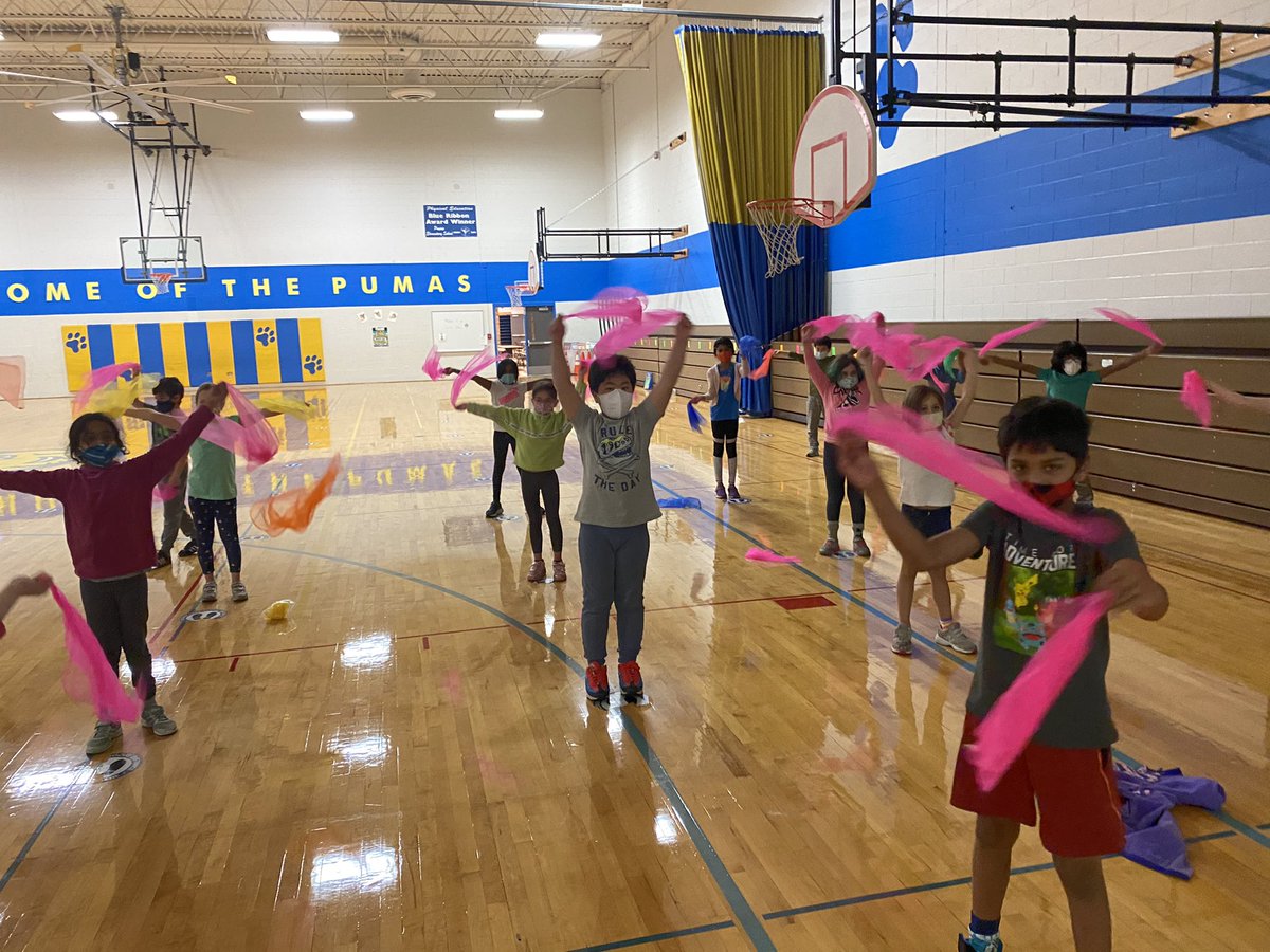 Our second grade class was filled with color last week moving our scarves to some awesome music! #inspire96