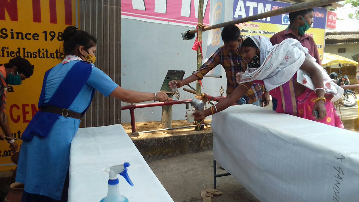 SaloKujur's tweet photo. "Service to humanity is service to God....."
#bsgindia
#OSBSG
#worldscouting
#mopindia
#stcbargaoniti
#WOSM
#WAGGGS
#happyscouting https://t.co/RPtKWvpibl