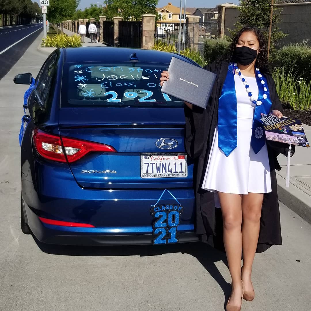 mixedchick1217's tweet photo. High school? Never heard of her https://t.co/wlXOFIY3PN
