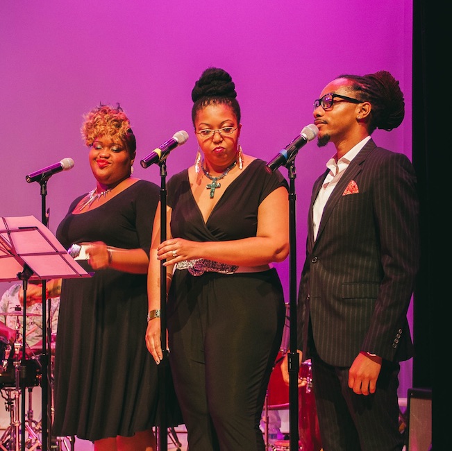 PHLJazzProject's tweet photo. From The PJP Gallery: Singers @JakeyaLimitless @Jupitergirlblue & #VShayneFrederick performing @venice_island back in 2015.
For more photos, visit PJP Gallery at: https://t.co/On6jrWCkvw
#PhillyJazz #PJPGallery #JakeyaSanders #TaraMiddleton #SingPhillySing #JazzPhotoArchive https://t.co/asz04BAL9b