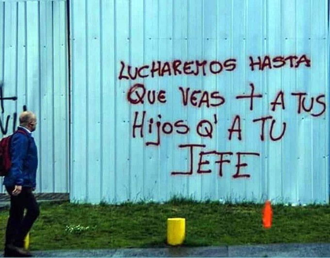 AlanBarrosoA's tweet photo. Esta es la gran pelea que le toca a nuestra generación. Ver más a tus hijos que a tu jefe. https://t.co/83pOf4S0sn