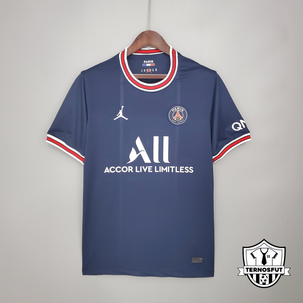ternosfut's tweet photo. PSG Home 21/22 

💰R$ 129,99
🇧🇷 Frete gratis para todo o Brasil
👕Tamanhos P, M, G, GG
🚚 Enviamos código de rastreio

⚠️ Compras pelo direct ou whatsapp no link azul da bio. https://t.co/SKQZgIykep