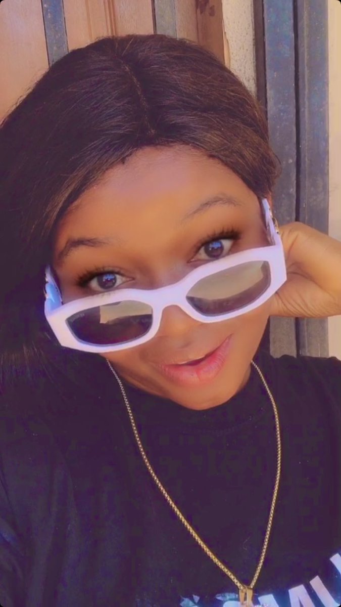 Theonlysophynit's tweet photo. Olamide once said : 
If I carry you go Banana island 
          You go love Lagos ooo
And I once said if I carry you go ikorodu my guy 
You go hate Lagos oo https://t.co/iXpIESU1RF