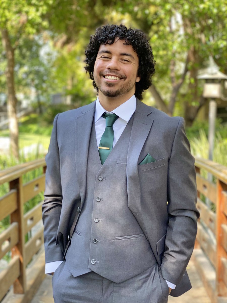 Nmtalamante's tweet photo. And with that mans has officially graduated and got his #degree in Communications - Multimedia Journalism. It’s been real #CPP but I don’t want to anymore debt #Classof2021 https://t.co/KRWOidxv05