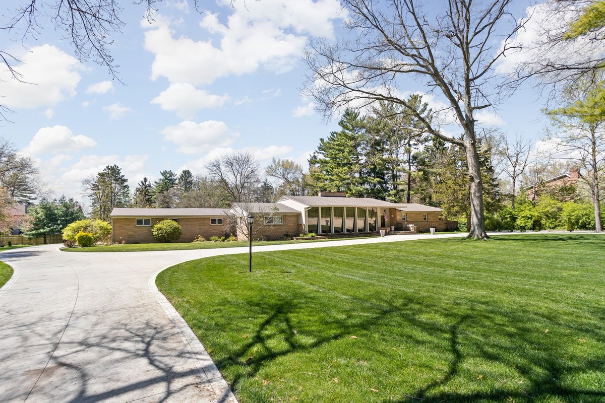 encoresir's tweet photo. #JustSold

6490 Spring Mill Road | Indianapolis, Indiana
@radahomes 

#Indianapolis #IndianapolisRealEstate https://t.co/o7efG5JgBu