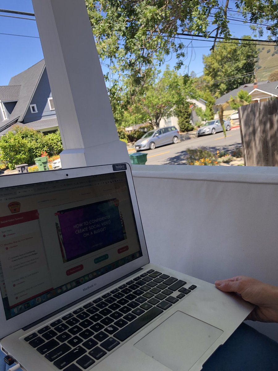 pigtailmedia's tweet photo. Joining from beautiful San Luis Obispo, CA! 🙌 @SMExaminer #SVS21 https://t.co/U6vp9dguUs