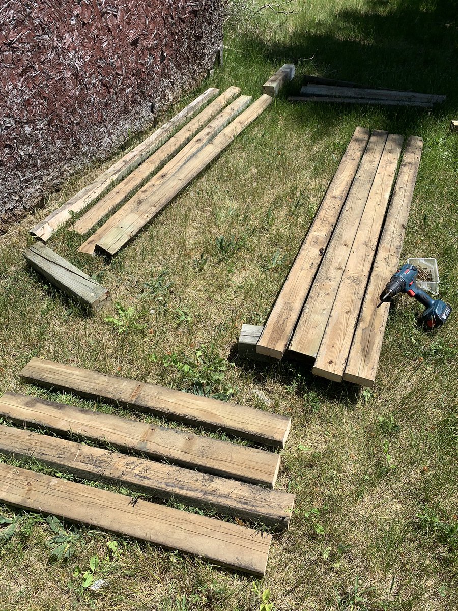 emies's tweet image. About 45 minutes in and here we are; The pile. After the cuts. The sides. Progress!🤘🏻#DIY #BackyardProjects #GardenLife 🌱