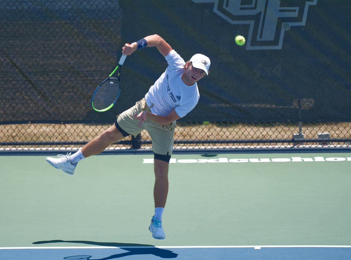GT_MTEN's tweet photo. Andres Martinβs second round matchup with Floridaβs Sam Riffice is underway in Orlando!
πUSTA National Campus, Orlando, Fla.
πhttps://t.co/8lje31sehe
π²TennisONE app
#TogetherWeSwarm /// #FightJackets https://t.co/8nD4OeesHU