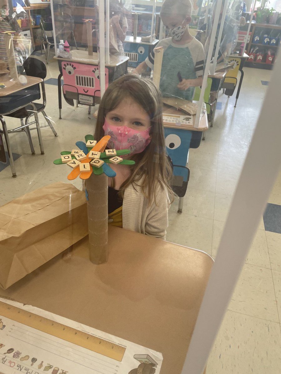perlesmagnet's tweet photo. Kindergarten Engineering Challenge.  After reading "Chicka Chicka Boom Boom" in STEAM students built coconut trees that can hold at least 10 letters of the alphabet.  #STEAM #balance #engineering https://t.co/NRhhA7NNdK