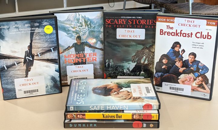 Farmington_Mo's tweet photo. Did you know that the library has a large collection of DVDs available? All you need is your library card to check out anything from classic movies to brand new releases! https://t.co/VJuo7CEEz8