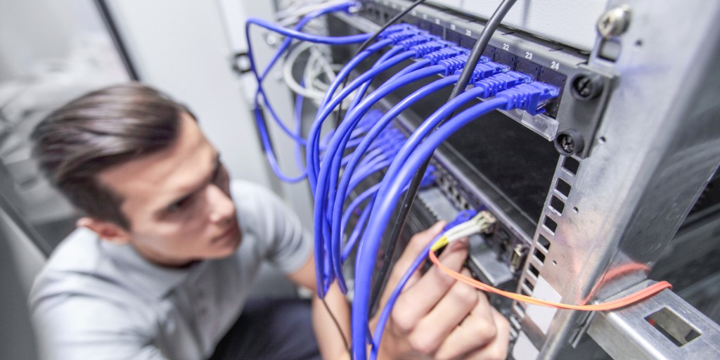 Wave_Carrier's tweet photo. Every day Wave Business Carrier helps customers meet their complex digital requirements with dark fiber, wavelength, and IP transit services. Our expanding fiber-optic network covers areas in NY, MA, OR, TX, WA, D.C., CA, and more. carrier@wavebusiness.com. https://t.co/jbXk9BEoiR