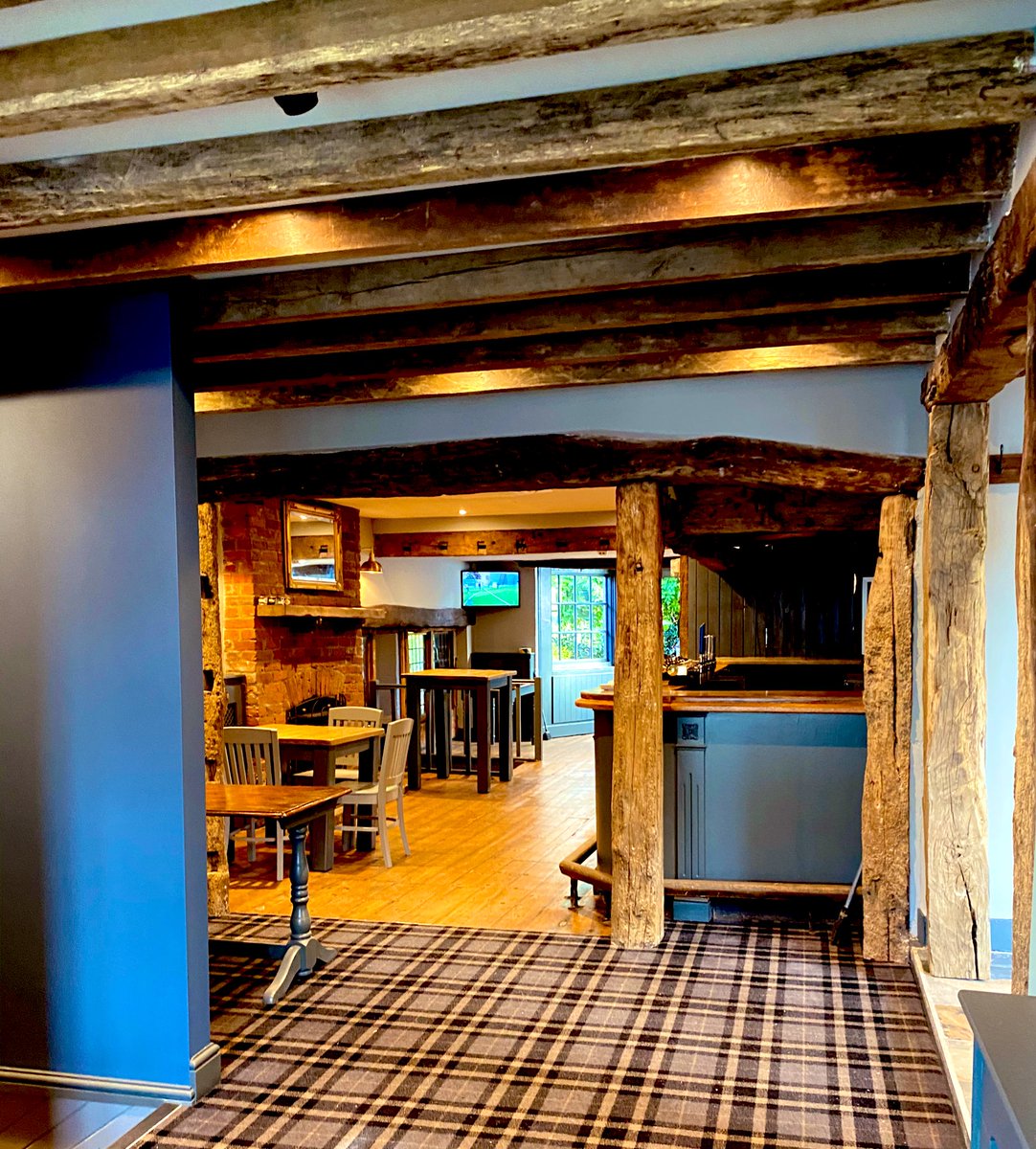 EssexPR's tweet photo. We look like a pub again @TheThreeColts 😍🙌🏽
New furniture &amp; bunquet seating arrives by Thursday. https://t.co/8lZpDORFM8