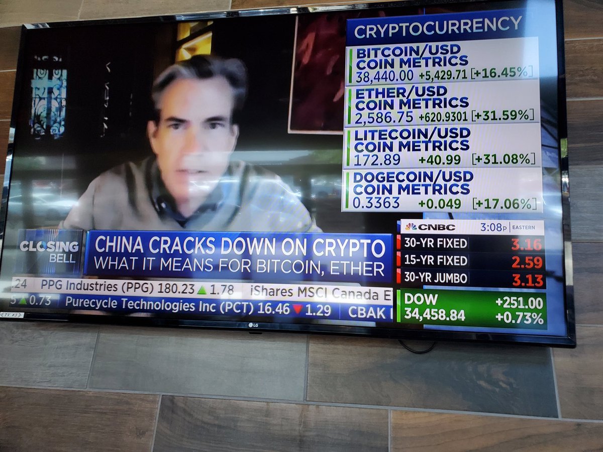 BigDaddyDoge2's tweet photo. Nice to see #Dogecoin is getting some respect... #CNBC https://t.co/q6LBpPxzhQ