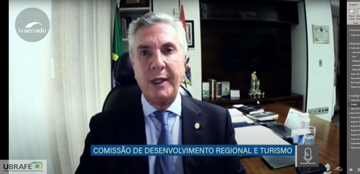 UbrafeOficial's tweet photo. Ubrafe participa de audiência com o Senador Fernando Collor - Presidente da CDR - Comissão de Desenvolvimento Regional. Na pauta os efeitos da pandemia sobre o segmento de eventos corporativos.

Link: https://t.co/Kb7JQKUlFK
#ubrafe, #calendarioubrafe, https://t.co/lr0dgzjEYg