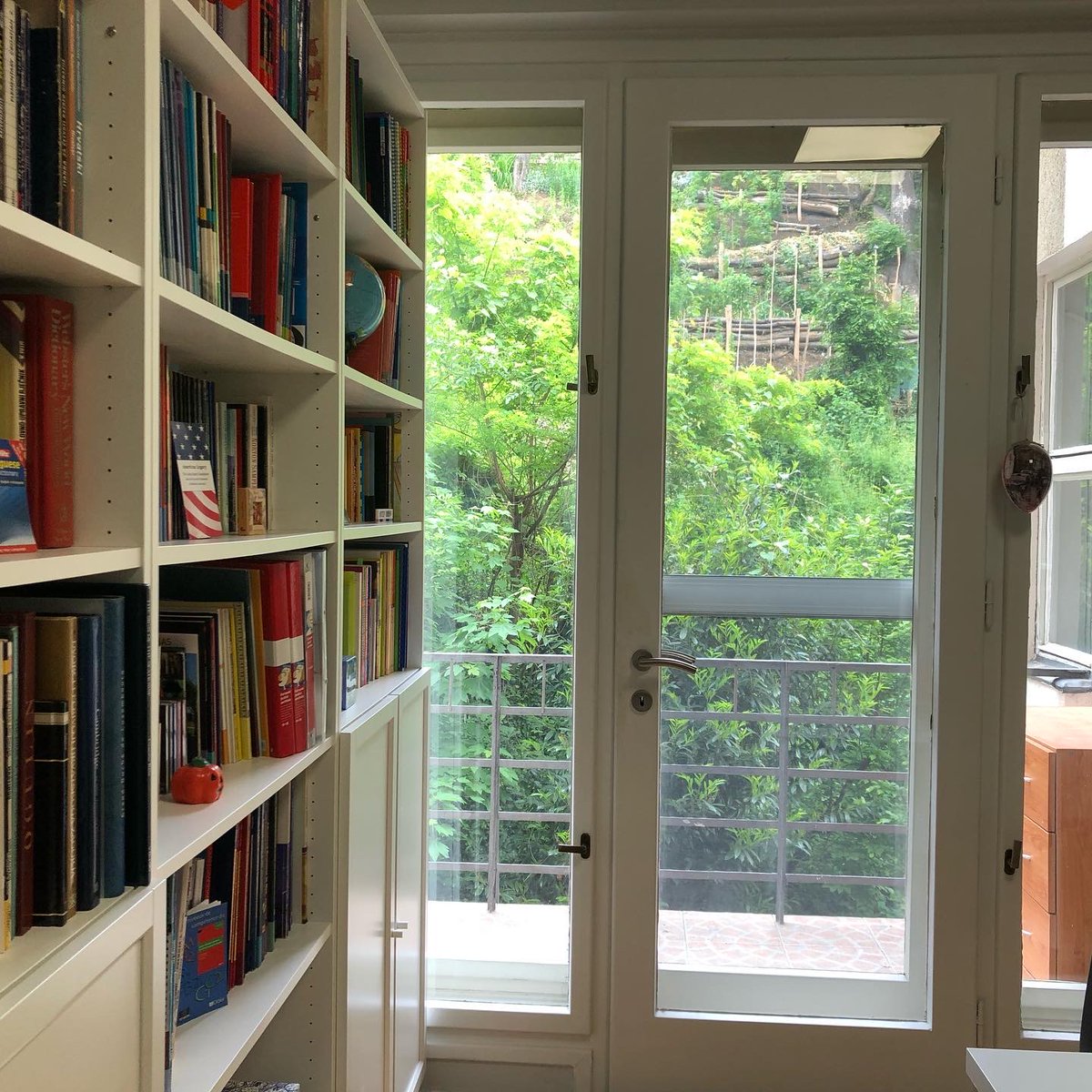 Notyetlanguage's tweet image. Provedite dio ljeta u našem novom prostoru na Ribnjaku učeći #japanski, #kineski, #korejski, #engleski, #njemacki, #francuski ili #talijanski. Pogledajte naše #akcije: en-be.net/upisi/akcije #Japanesecourse #Chinesecourse #Koreancourse #summercourse #Zagreb #ljetnitecaj