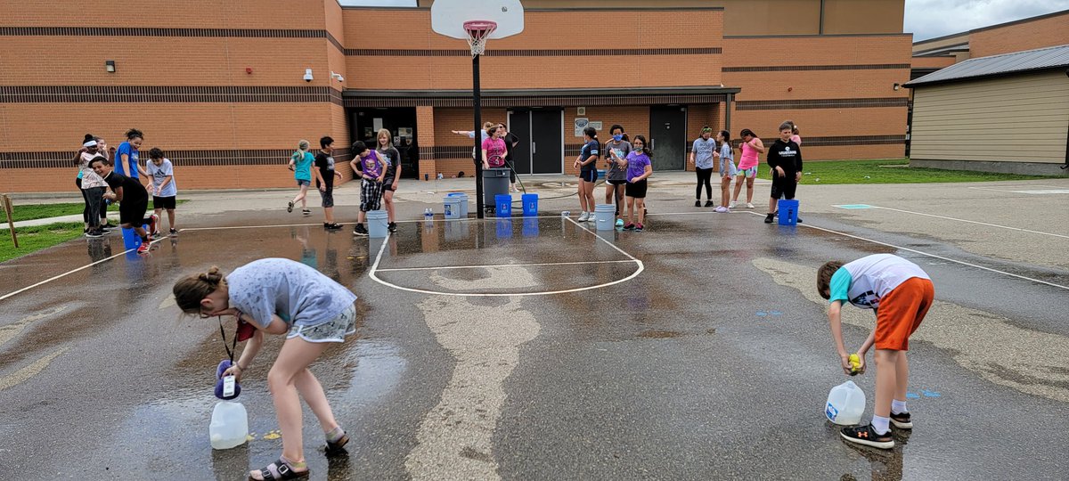 HeusnerTitle's tweet photo. More Play Day fun with 3-5! @HeusnerPride https://t.co/sY3k5RLob7