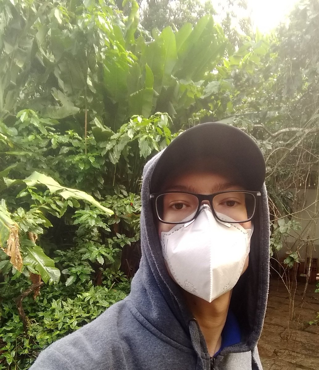 ElGrandSapon's tweet photo. Passou por esse tweet? Post uma selfie sua usando pff2 https://t.co/kWrLx0BW42
