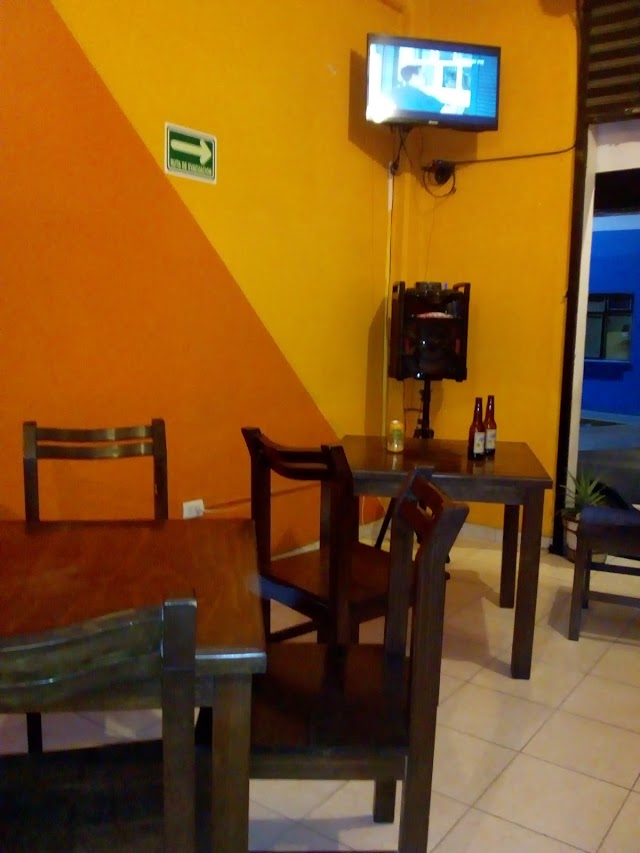 _restaurant_bot's tweet image. bada bing; Heroes de Chapultepec 128, Melchor Ocampo, 54880 Melchor Ocampo, Méx., Mexico google.com/maps/place/?q=…