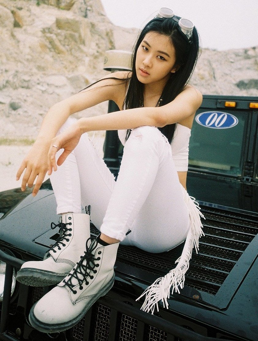 blackpinkzip's tweet photo. https://t.co/Kwmvs1ygiZ