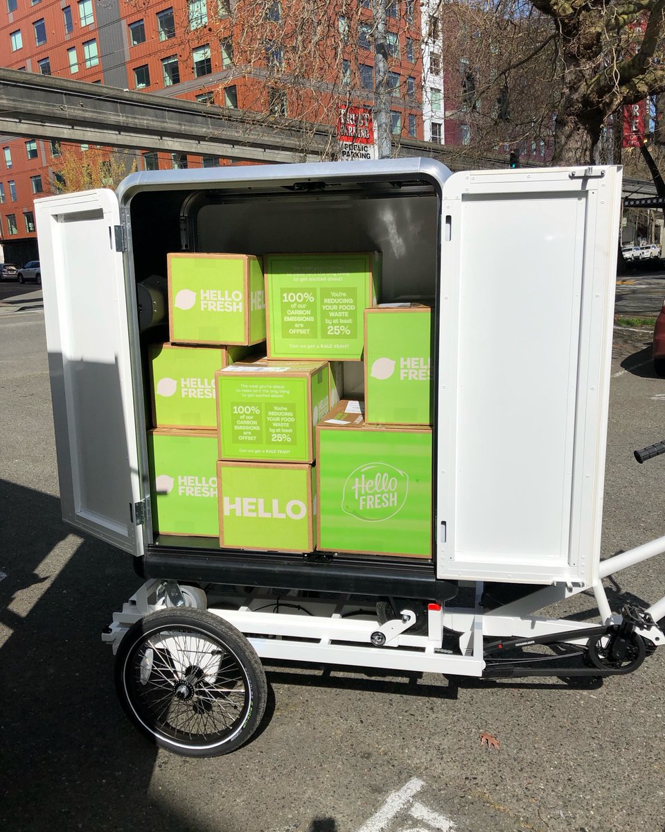 UWSupplyChain's tweet photo. Still time to enter the @GoBrightDrop @GM #UrbanFreightLab #EP1 Design Competition. Register to join in a visit to observe the Electric Pallet in action in downtown #Seattle: https://t.co/xixV9BdK1x
#goodsdelivery #sustainabledelivery #logistics #urbanfreight #citylogistics https://t.co/qhmKNK4MJF
