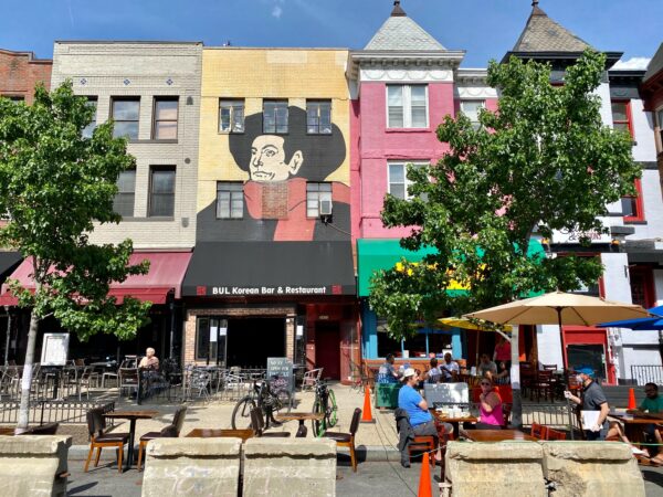 DCist's tweet image. Despite receiving the green light to lift restrictions, some D.C. restaurants are taking it slow. dcist.com/story/21/05/24…