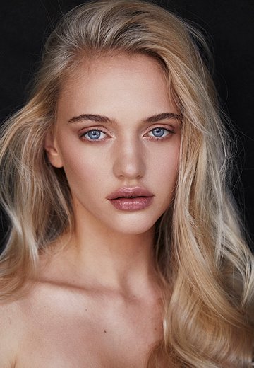 It is nice to see my sisters so happy!

N