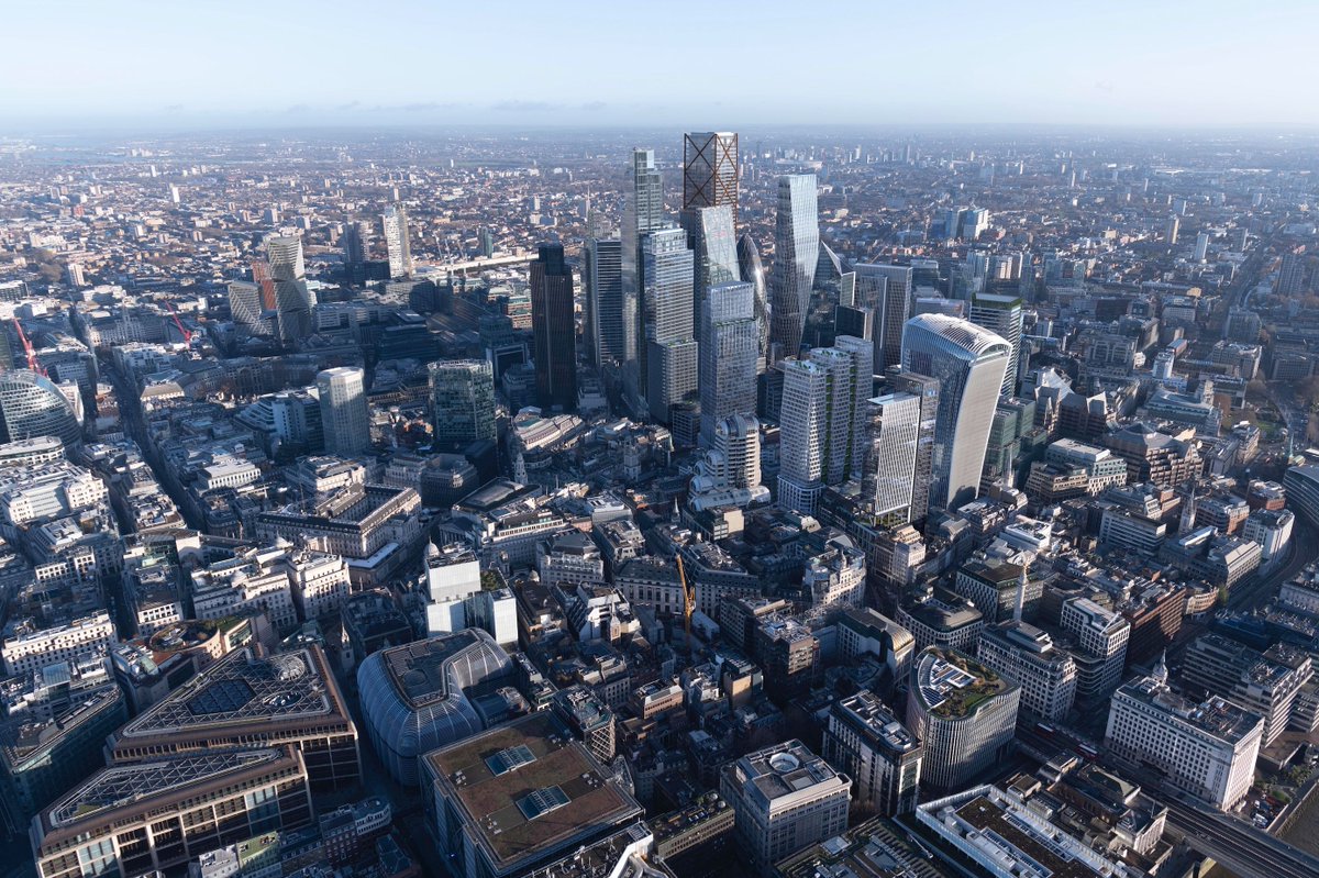 TheB1M's tweet photo. London's skyline will be almost unrecognisable by the mid-2020s. New renders released by the City of London Corporation show how a number of recently approved #skyscrapers will impact the City once constructed - https://t.co/rQggR0Cy1M #construction #architecture #london https://t.co/xTUcHQHtSv