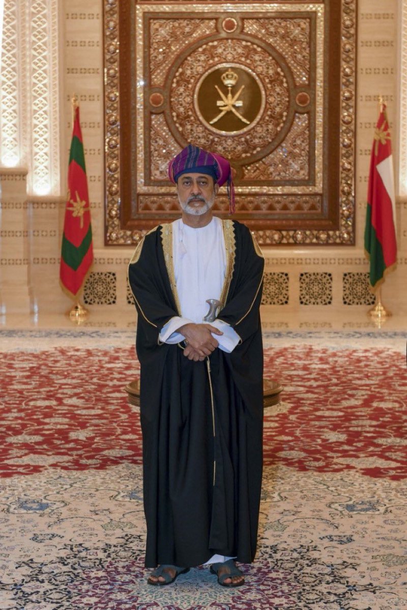 رصد (@rassd_oman) on Twitter photo 🔴 #عاجـل | أخبار سارة سوف تتولى تباعاً بإذن لله بحسب مصادر خاصة لشبكة عمان، ويقيناً بأن الأمر أصبح بين أيدي أمينة وحريصة على مصلحة الوطن والمواطن .. من هنا نضم صوتنا إلى أصوات الحكمة الداعية إلى ضبط النفس والتريث إلى حين بلوغ تلك الأخبار.
 #عبري_تستجيب #صلالة_تتضامن #صحار_تنتقض 🔴 #عاجـل | أخبار سارة سوف تتولى تباعاً بإذن لله بحسب مصادر خاصة لشبكة عمان، ويقيناً بأن الأمر أصبح بين أيدي أمينة وحريصة على مصلحة الوطن والمواطن .. من هنا نضم صوتنا إلى أصوات الحكمة الداعية إلى ضبط النفس والتريث إلى حين بلوغ تلك الأخبار.
 #عبري_تستجيب #صلالة_تتضامن #صحار_تنتقض
