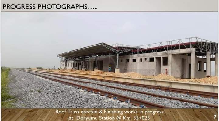 NanaAnsahObofou's tweet photo. President Akufo-Addo’s commitment to developing the railway network in Ghana is unmatched. Photos of ongoing railway projects in Ghana as recent as May 2021.The Railway Infrastructure is being revamped at a cost of $21.5 bn. 

#ProtectingTheLegacy
#AkufoAddoIsBuildingMore https://t.co/GIhaItyLCd