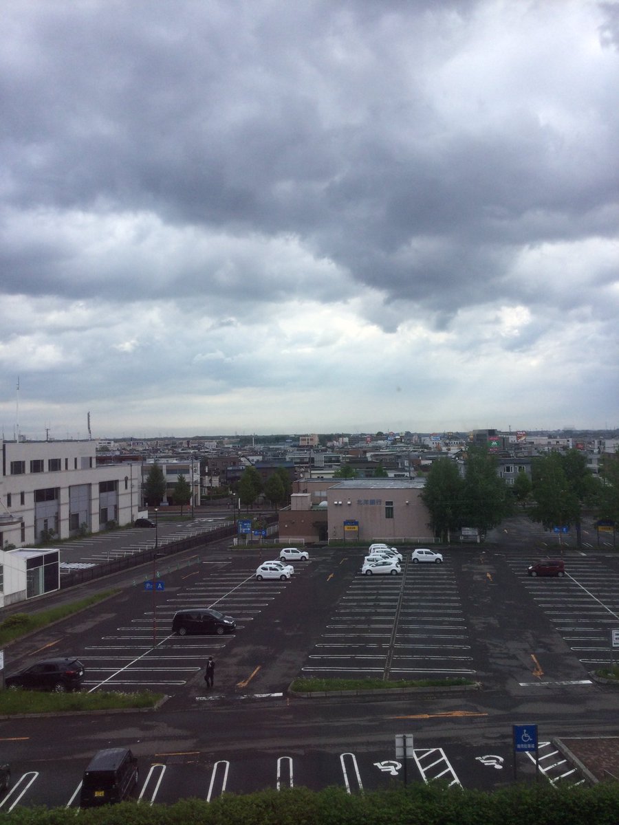 ディノスボウル札幌手稲 A Twitter おはようございます 今日は雷のところもあるそうです 怖いですねえ 本日は12時ごろまでリーグ等でレーンが埋まりますので 待ち時間頂く場合もございます ご了承くださいませ スガイディノス ディノスボウル札幌手稲