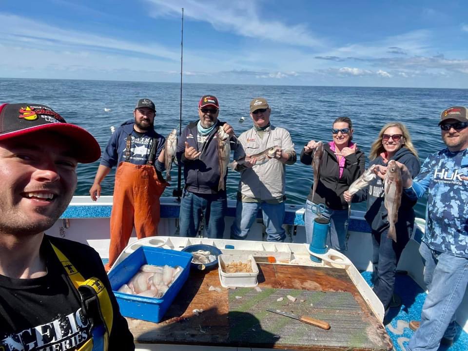 FVHardMerch's tweet photo. Always a great time when @SchaefferOil comes aboard another fun trip in the books  today aboard the #FVFalcon lots of laughs with quality Haddock in the mix! @CaptMarciano @HardMerchJoe 

#TailsUpFalcon #WickedTuna #TailsUp 

Bluefin &amp; Haddock Charters⤵️

https://t.co/t2P8WPjbcd https://t.co/J1Vt5mUjJ0