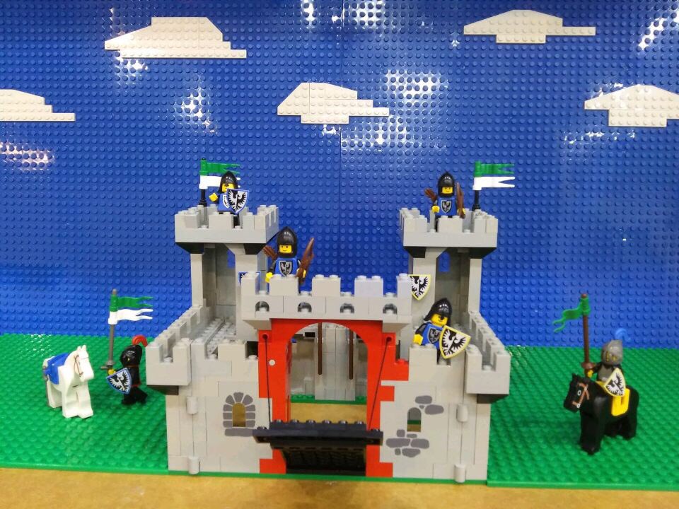 Bricks and Minifigs tweet media